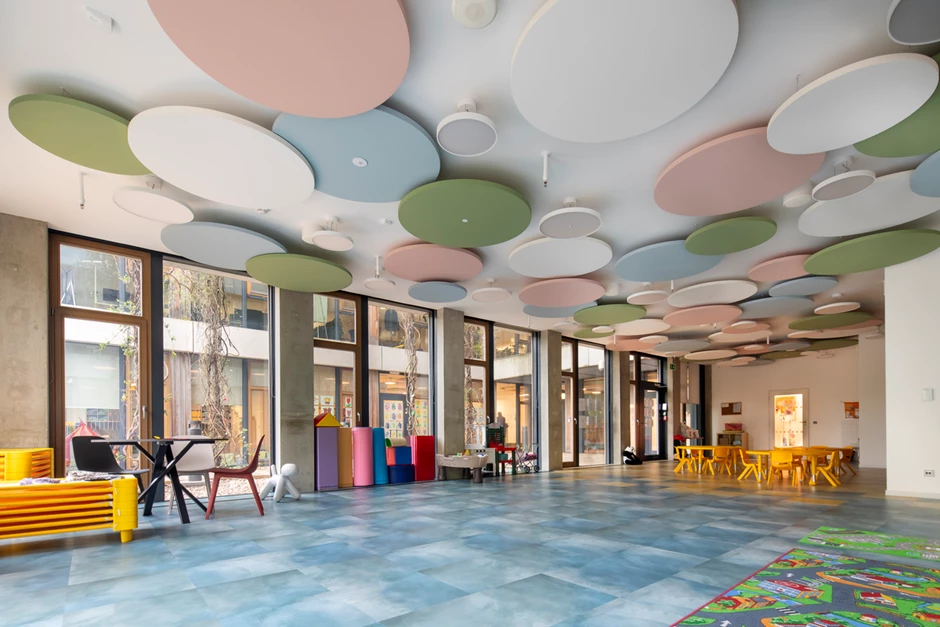 Office space with good acoustics